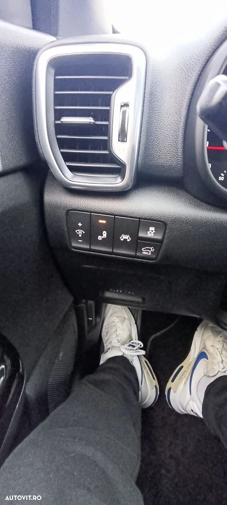 Kia Sportage 2.0 DSL HP 6AT 4x4 GT Line - 16