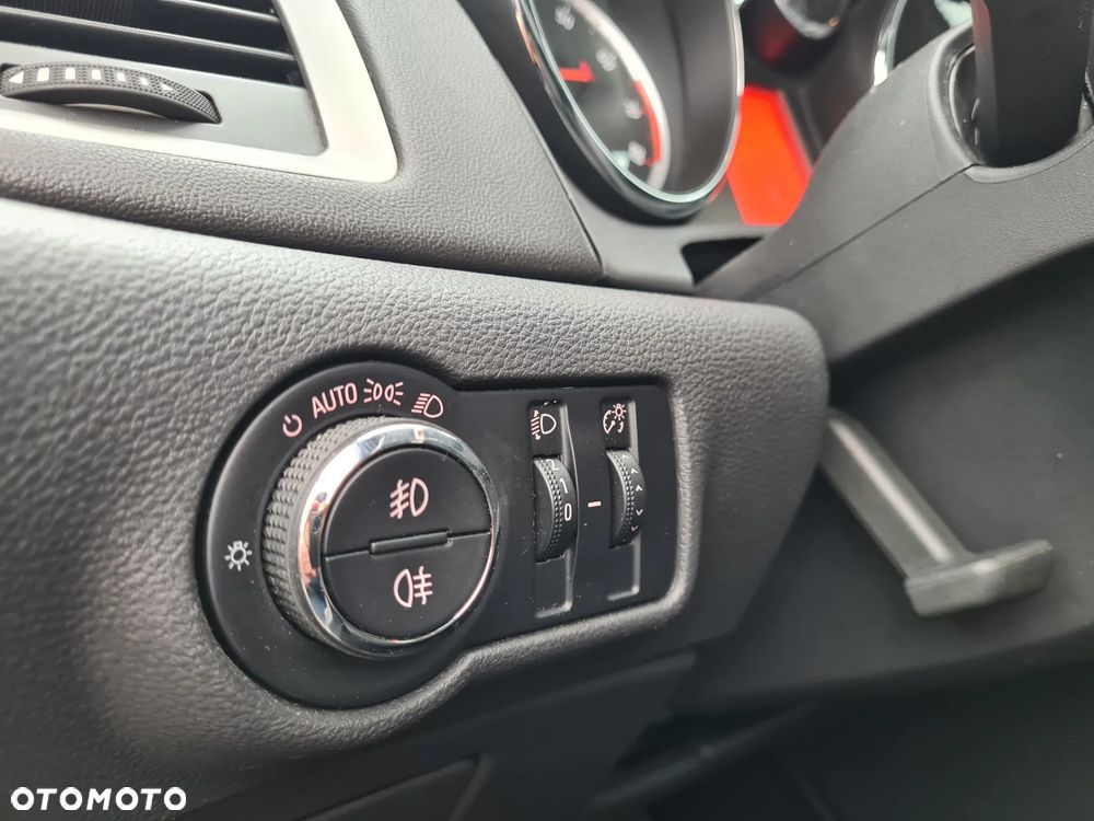 Opel Astra 1.6 Turbo Automatik Edition Sport - 16