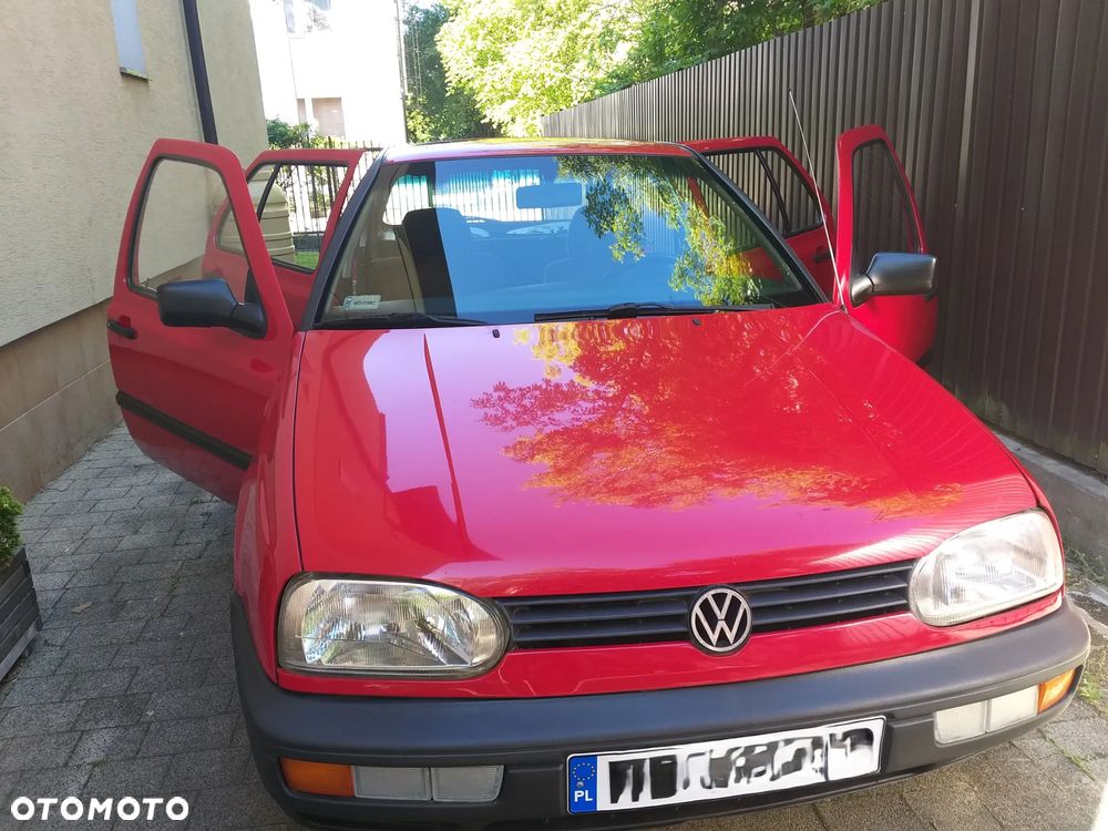 Volkswagen Golf - 4