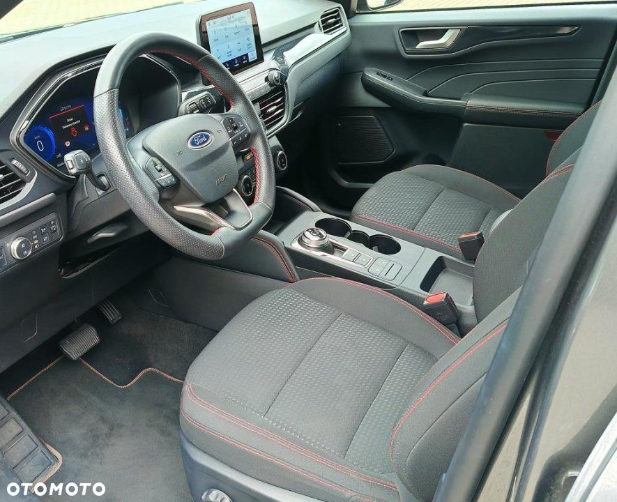 Ford Kuga - 9