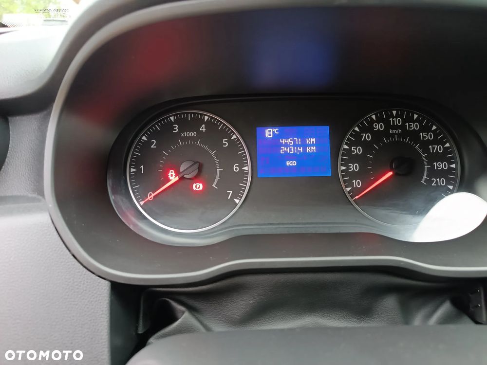 Dacia Duster 1.3 TCe Comfort - 32