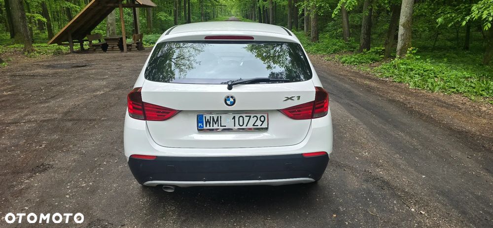 BMW X1 sDrive18d Sport Line - 9