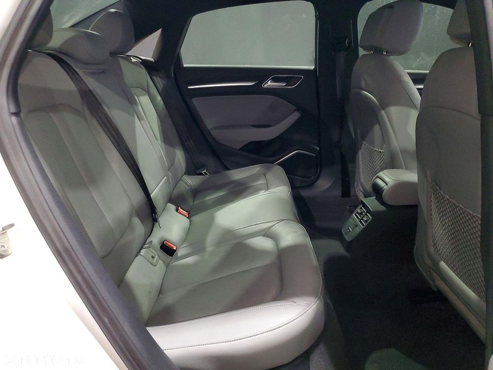 Audi A3 Sportback - 9