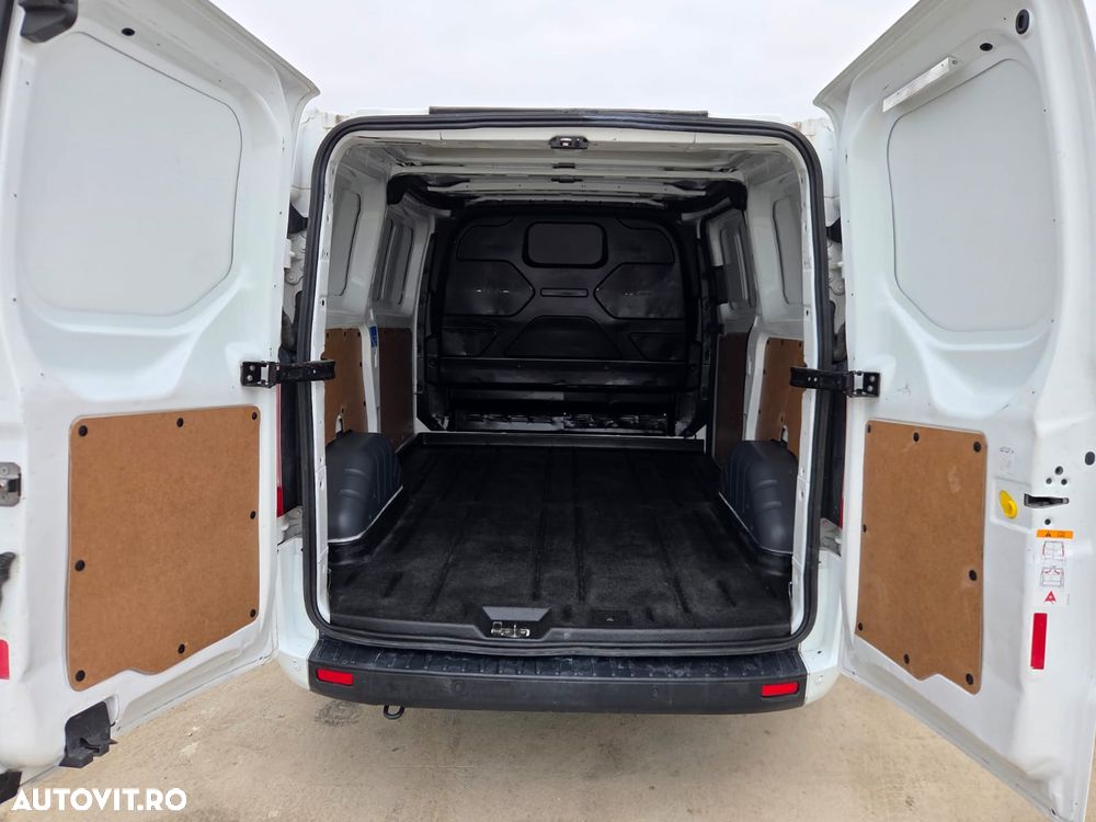 Ford New Transit Custom L1H1 - 11