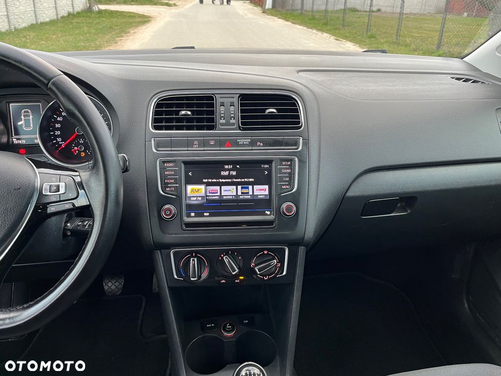 Volkswagen Polo 1.2 TSI (Blue Motion Technology) Comfortline - 26