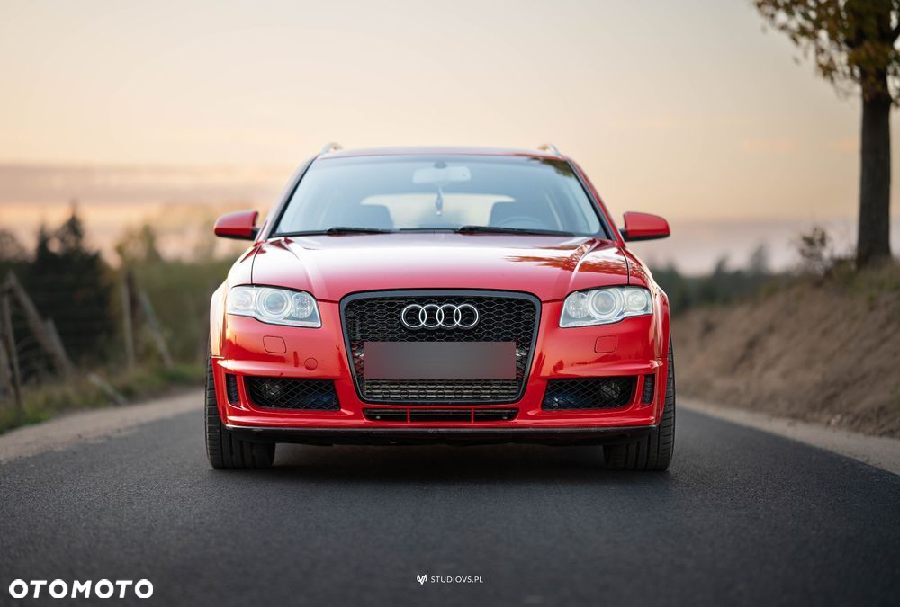 Audi A4 - 4