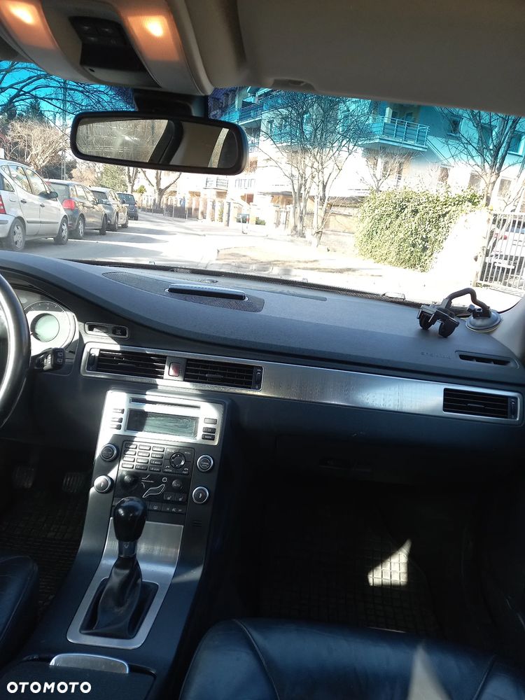 Volvo V70 2.0D Momentum - 12