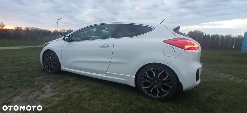 Kia Ceed Cee'd 1.6 T-GDI GT L - 6