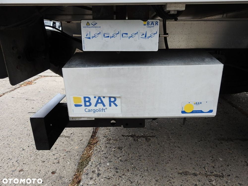 Iveco DAILY 35S18 PLANDEKA WINDA 8 PALET TEMPOMAT KLIMATYZACJA  180KM - 23