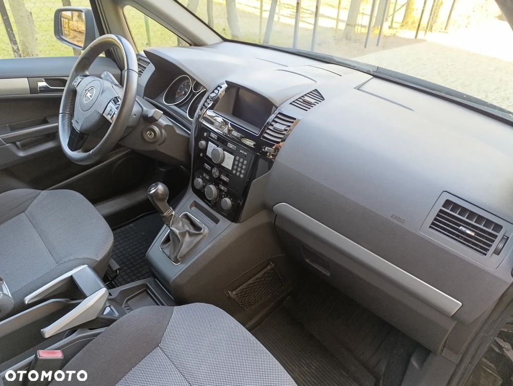 Opel Zafira 1.8 Edition 111 Jahre - 33