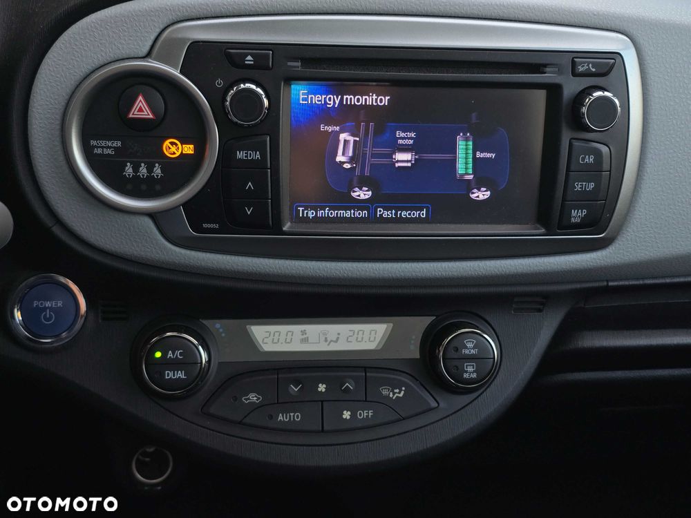 Toyota Yaris - 11