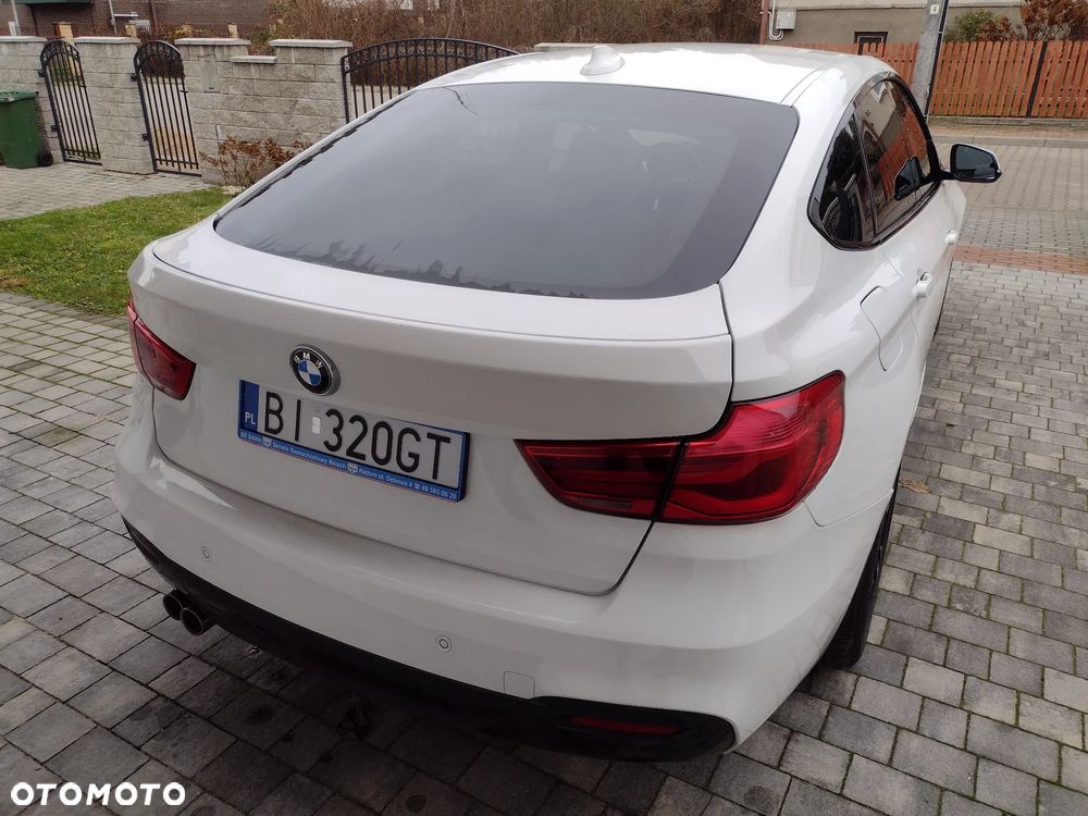 BMW 3GT 320d M Sport - 10