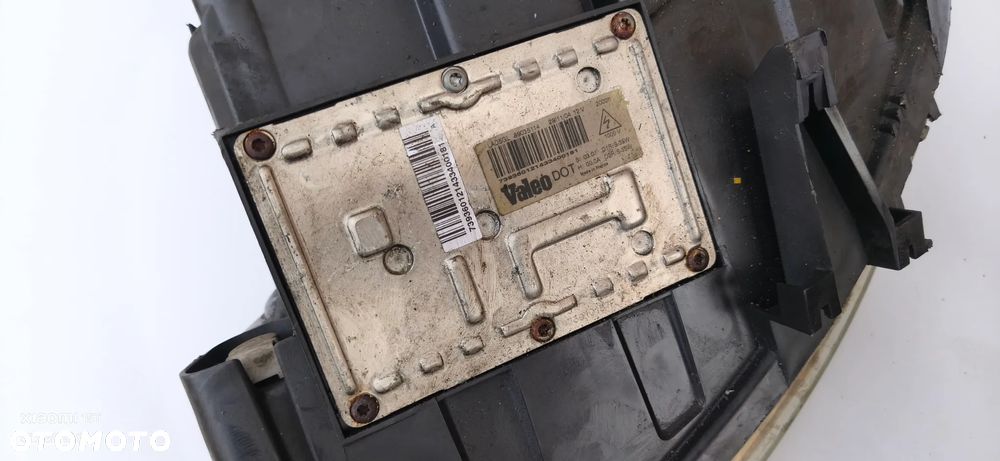 Lampy przednie Citroen C5 Europa LIFT Xenon prawa lewa komplet - 10