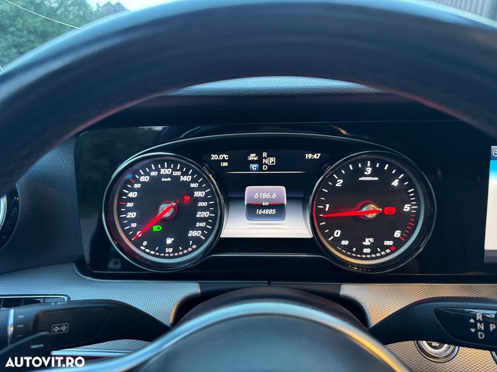 Mercedes-Benz E 220 d 9G-TRONIC - 17