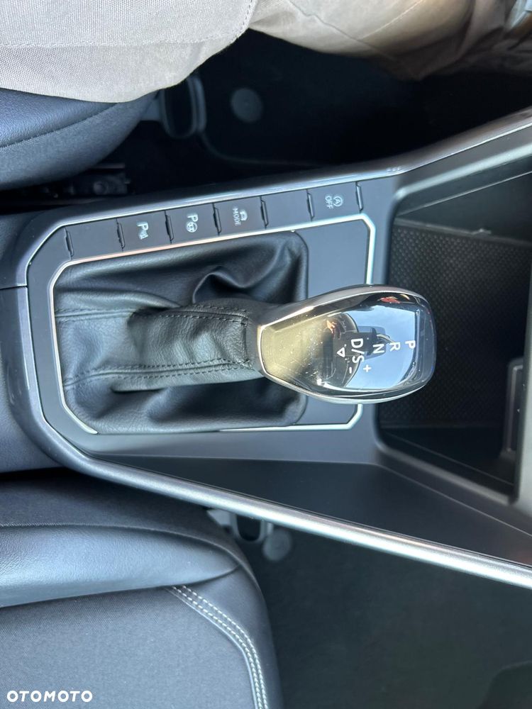 Volkswagen Taigo 1.5 TSI OPF DSG Life - 36