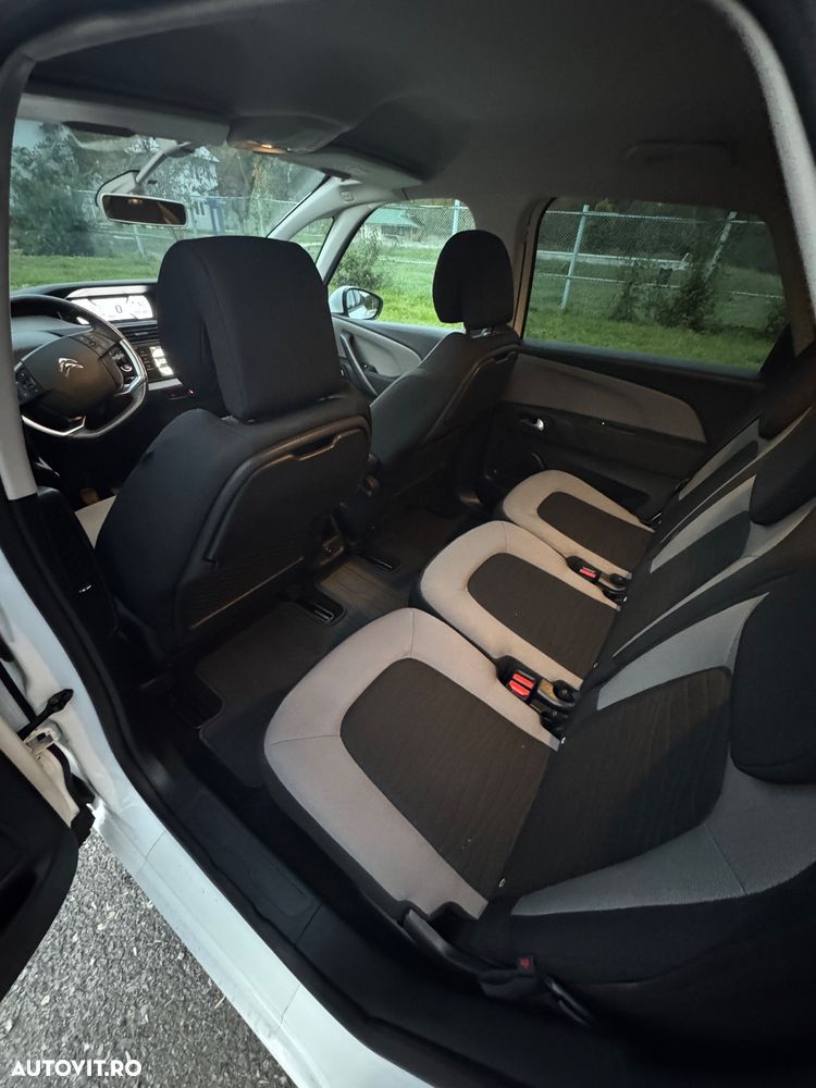 Citroën C4 Picasso PureTech 130 Stop&Start Attraction - 5