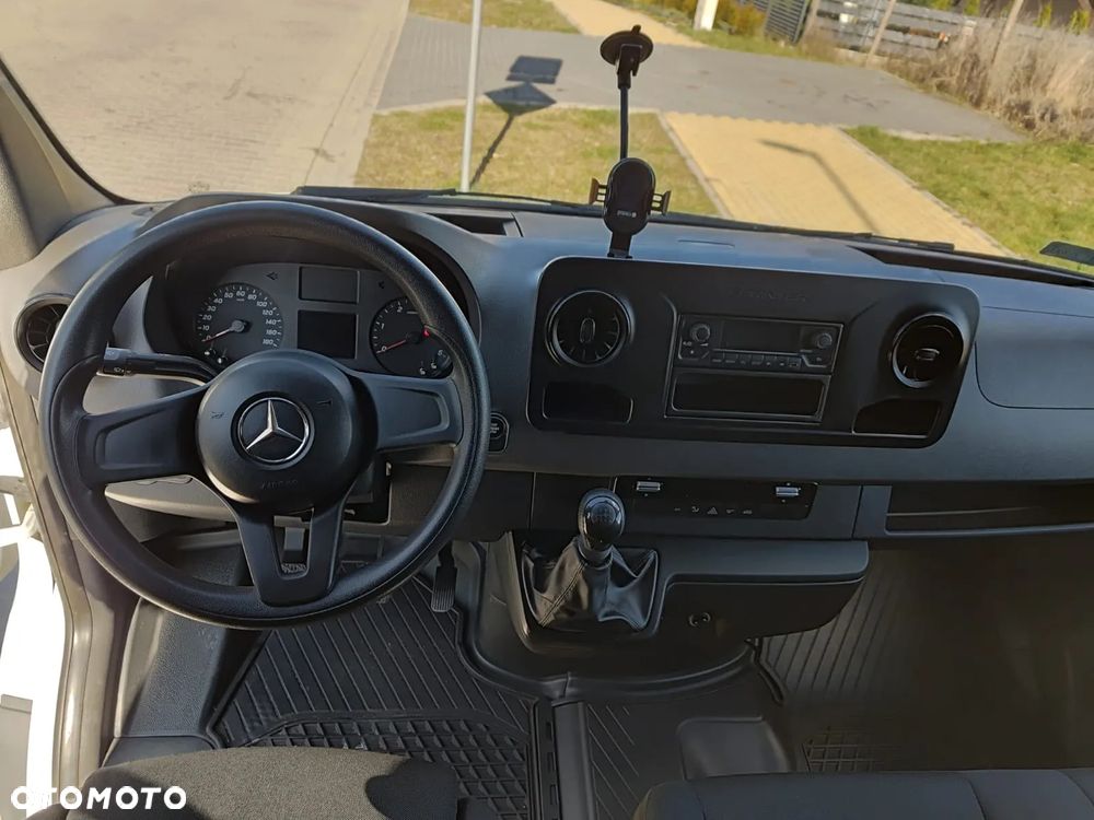 Mercedes-Benz SPRINTER - 9