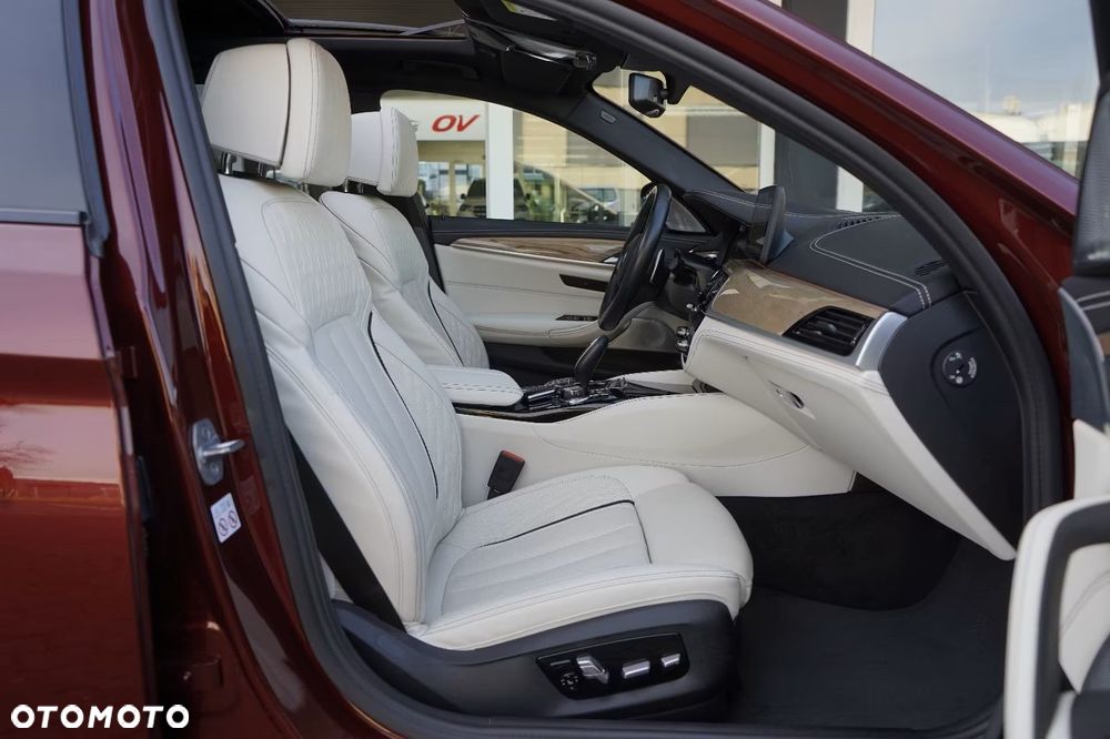 BMW Seria 5 520d xDrive Luxury Line - 19