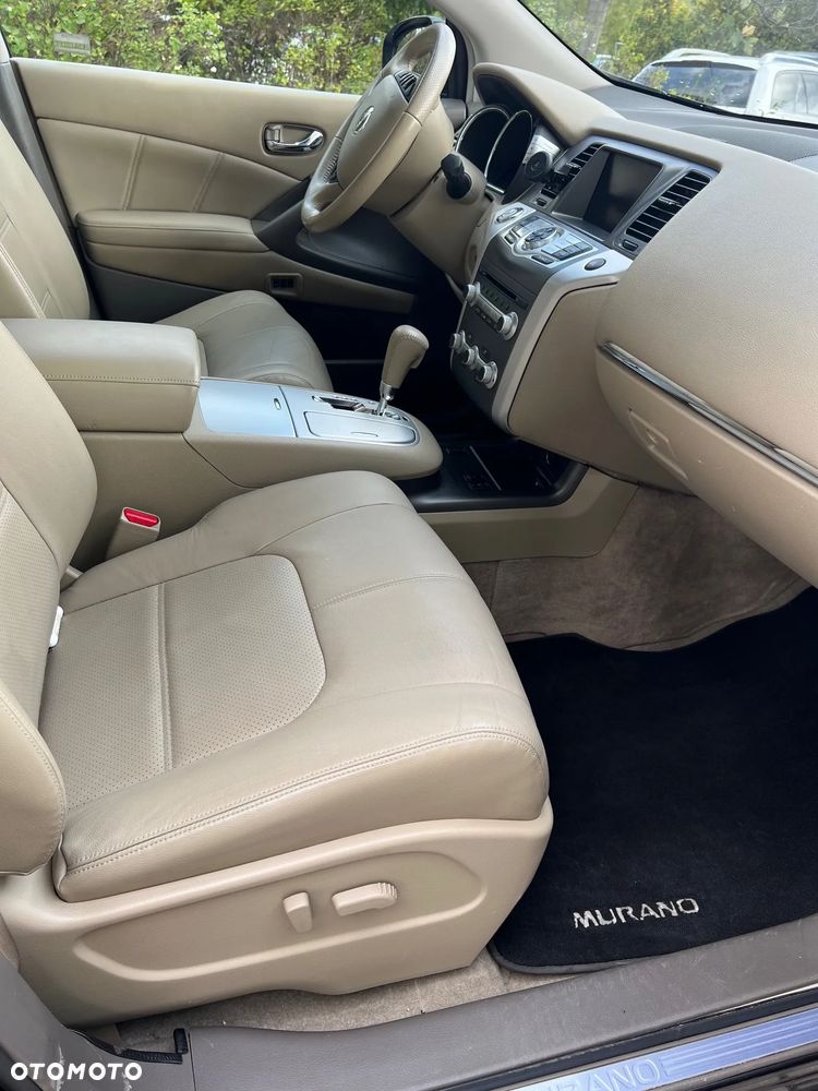 Nissan Murano 2.5 D Premium - 9