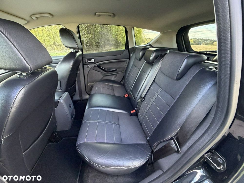 Ford Kuga - 15
