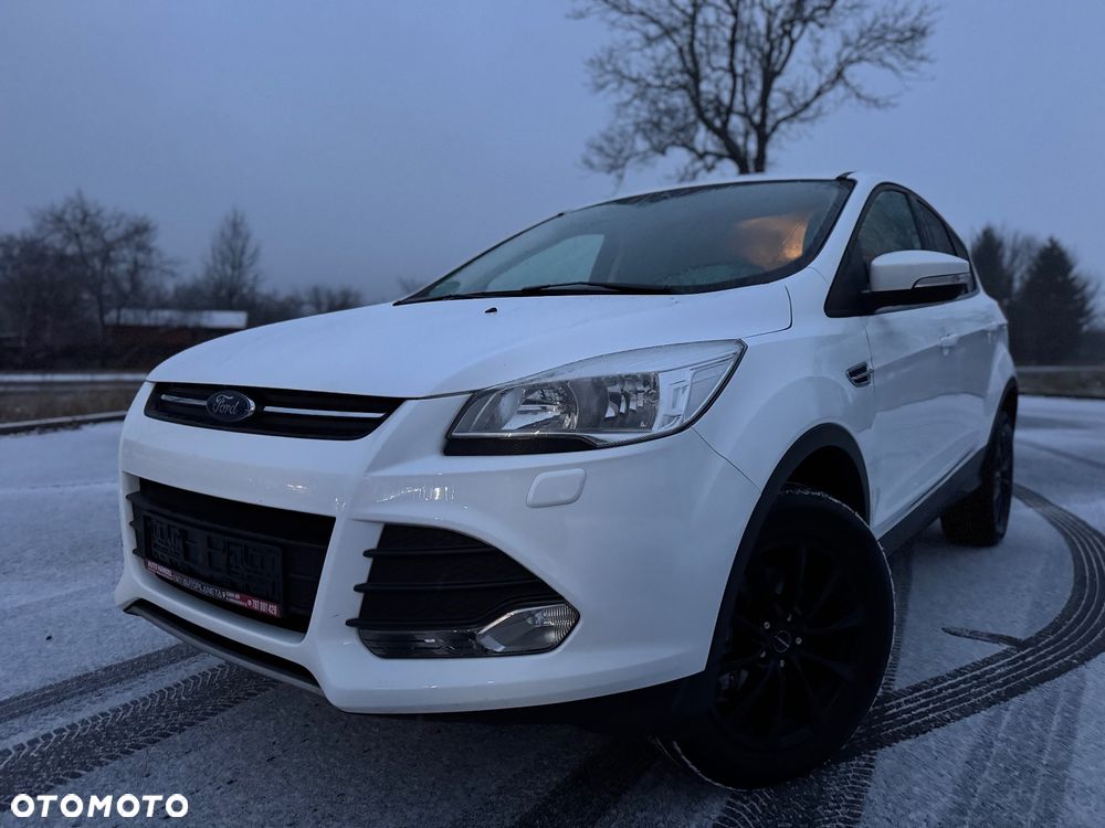 Ford Kuga 1.5 EcoBoost 2x4 Trend - 2