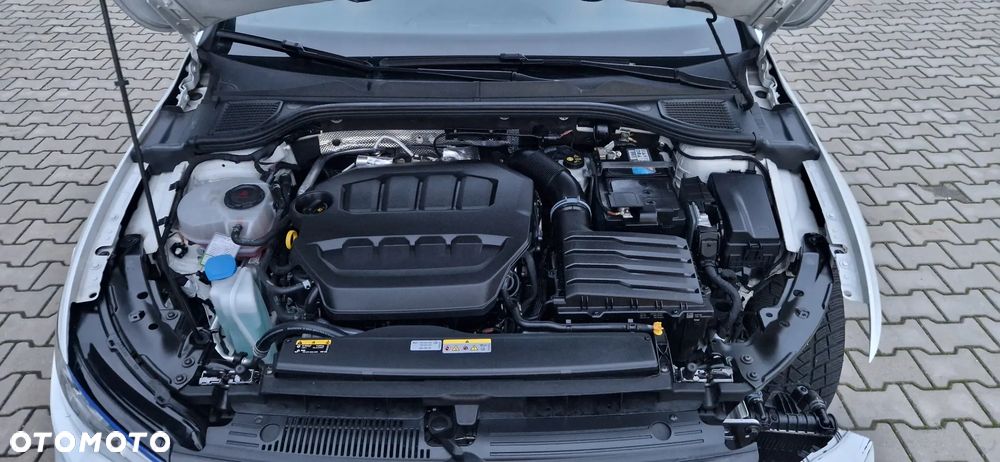 Volkswagen Golf - 12