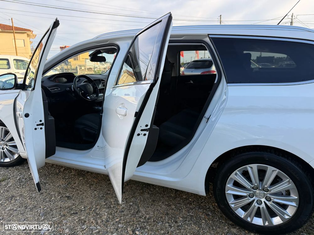 Peugeot 308 - 15