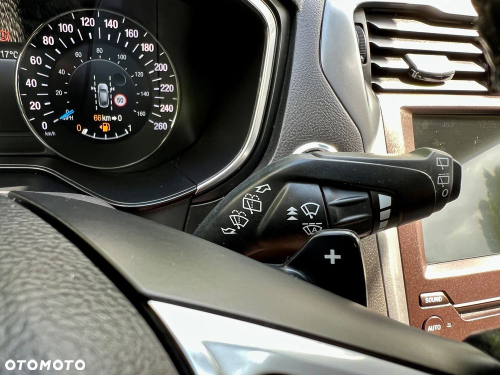 Ford Mondeo 2.0 EcoBlue Titanium - 21