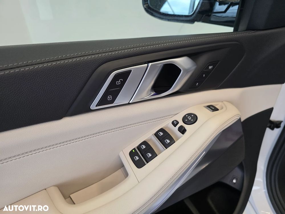 BMW X5 xDrive45e - 14