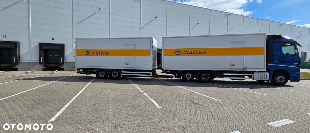 Mercedes-Benz Actros - 4