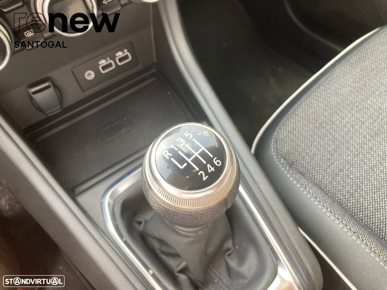Renault Captur 1.0 TCe Techno Bi-Fuel - 17