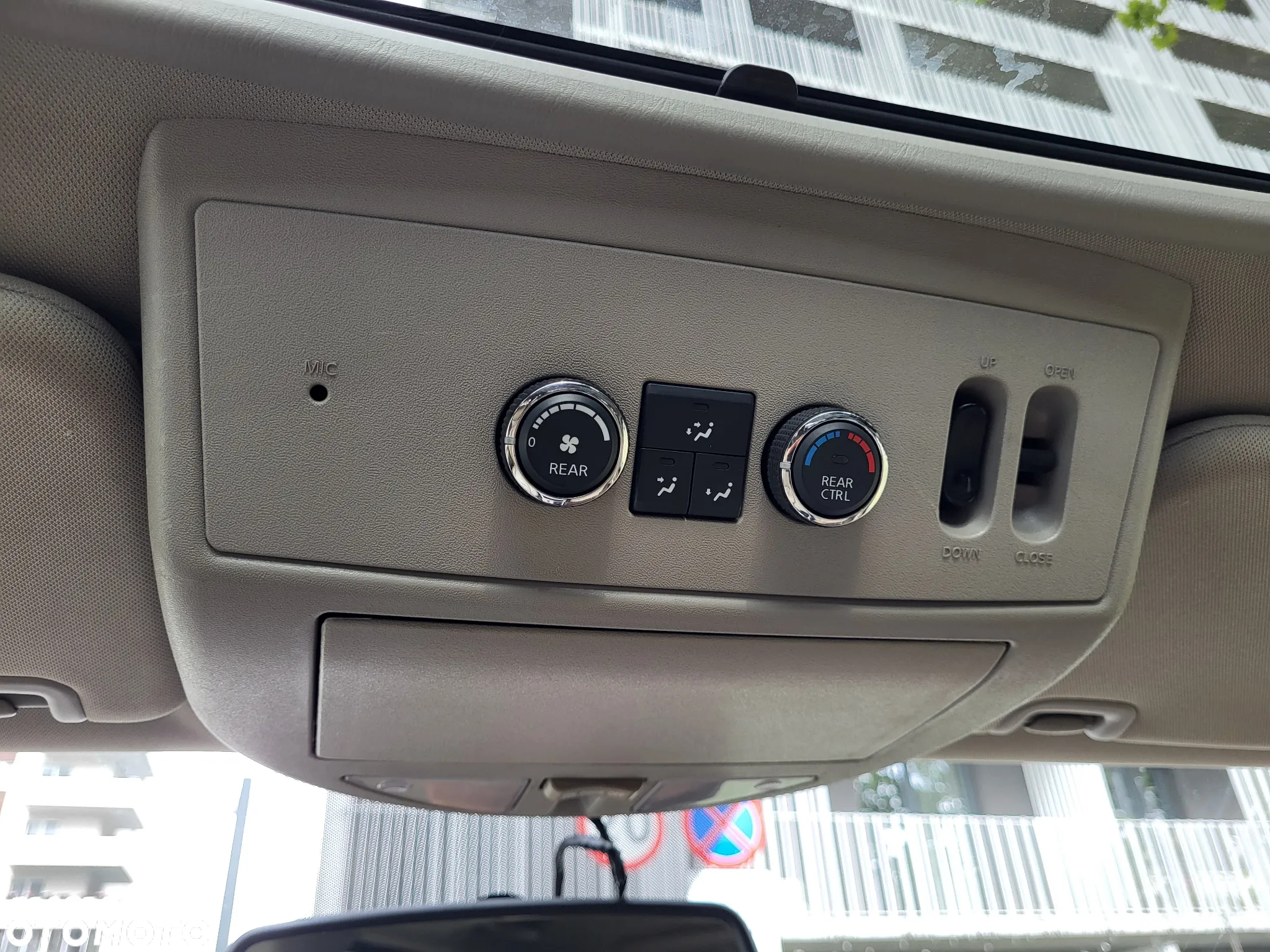 Nissan Armada - 19
