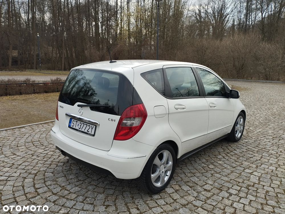 Mercedes-Benz Klasa A 160 CDI Elegance DPF BlueEFFICIENCY - 15