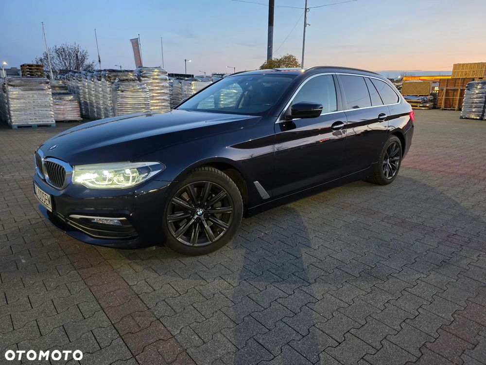 BMW Seria 5 530i Luxury Line - 16