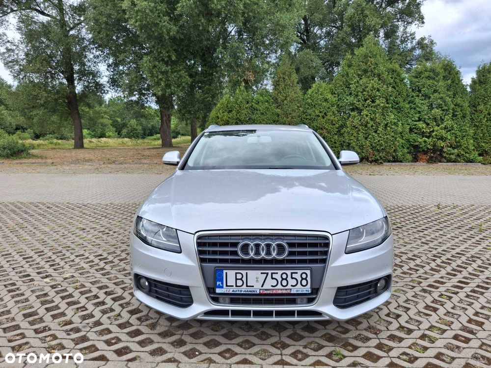 Audi A4 Avant - 1