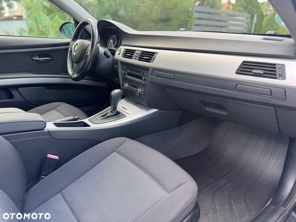 BMW Seria 3 320d DPF - 6