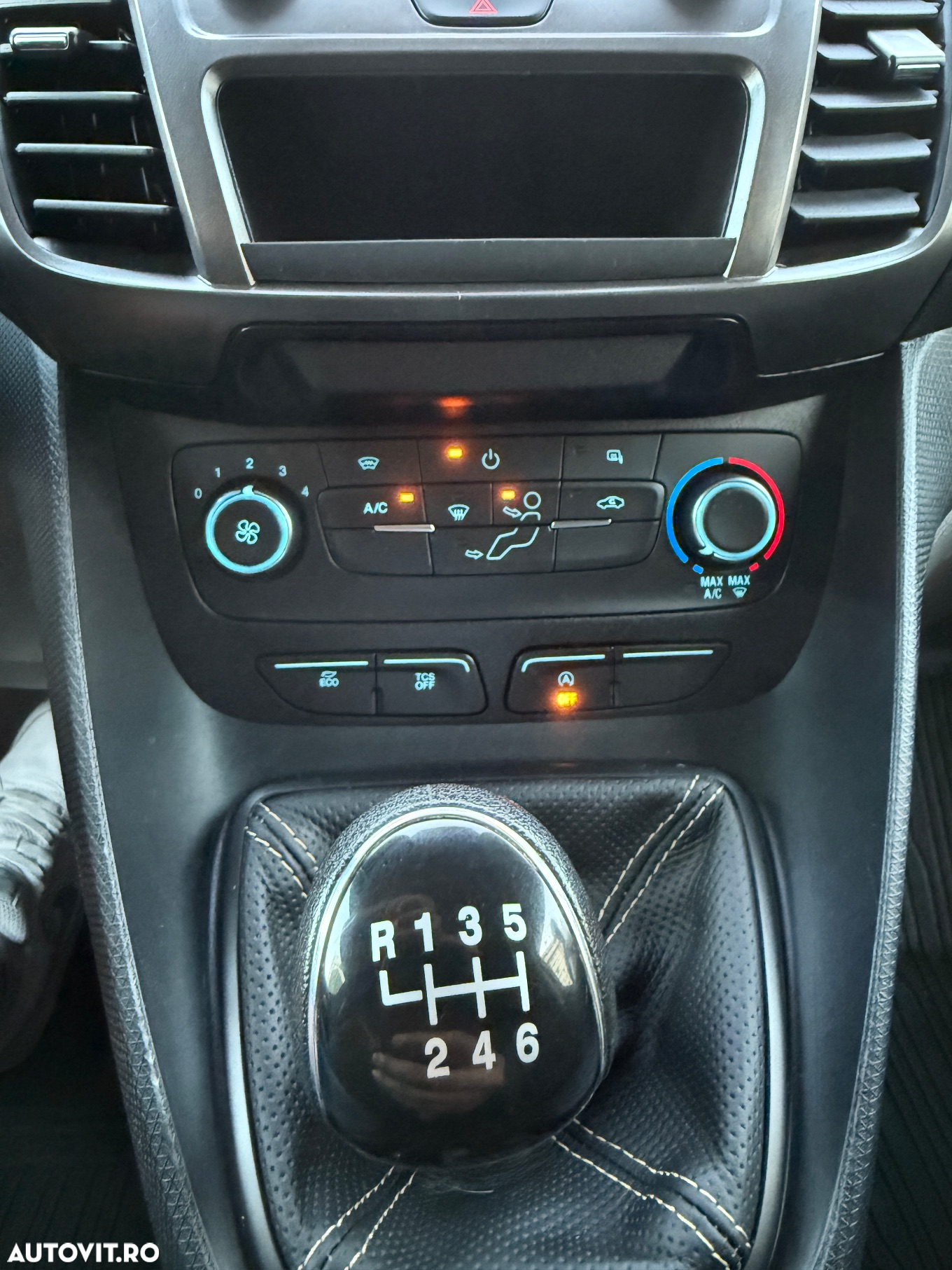 Ford Transit Connect 240 L2 Trend - 18