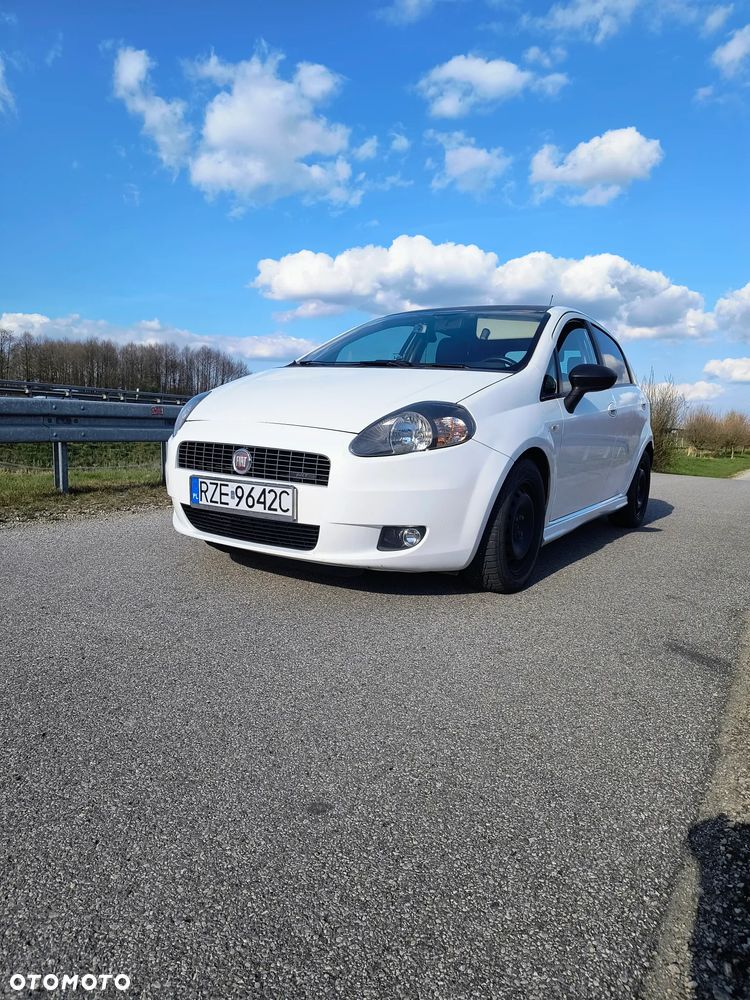 Fiat Grande Punto - 1