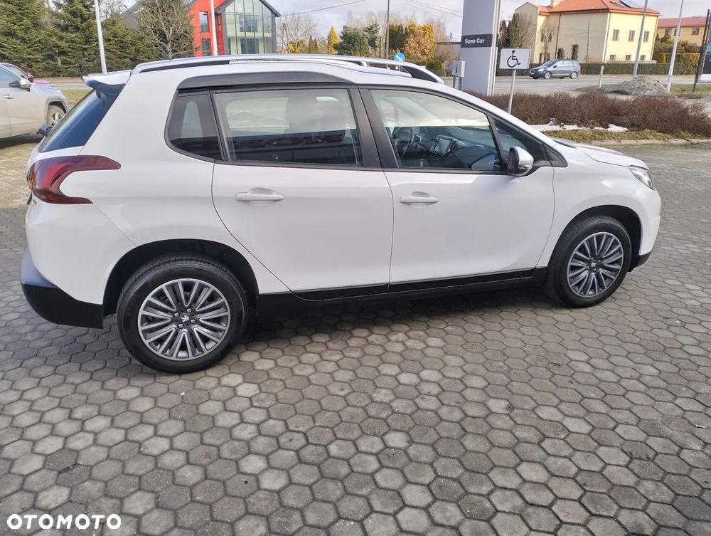 Peugeot 2008 - 5