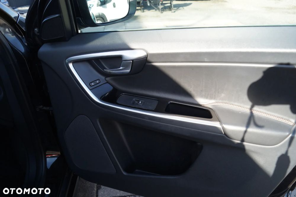 Volvo XC 60 - 31