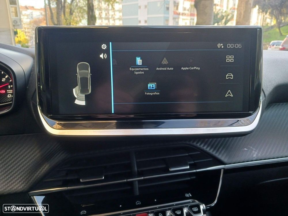 Peugeot 2008 1.2 PureTech Style - 19