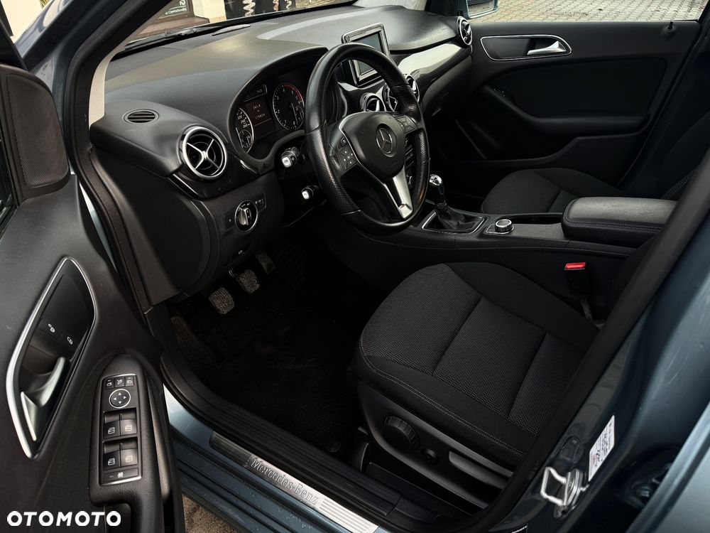Mercedes-Benz Klasa B 180 CDI (BlueEFFICIENCY) - 8