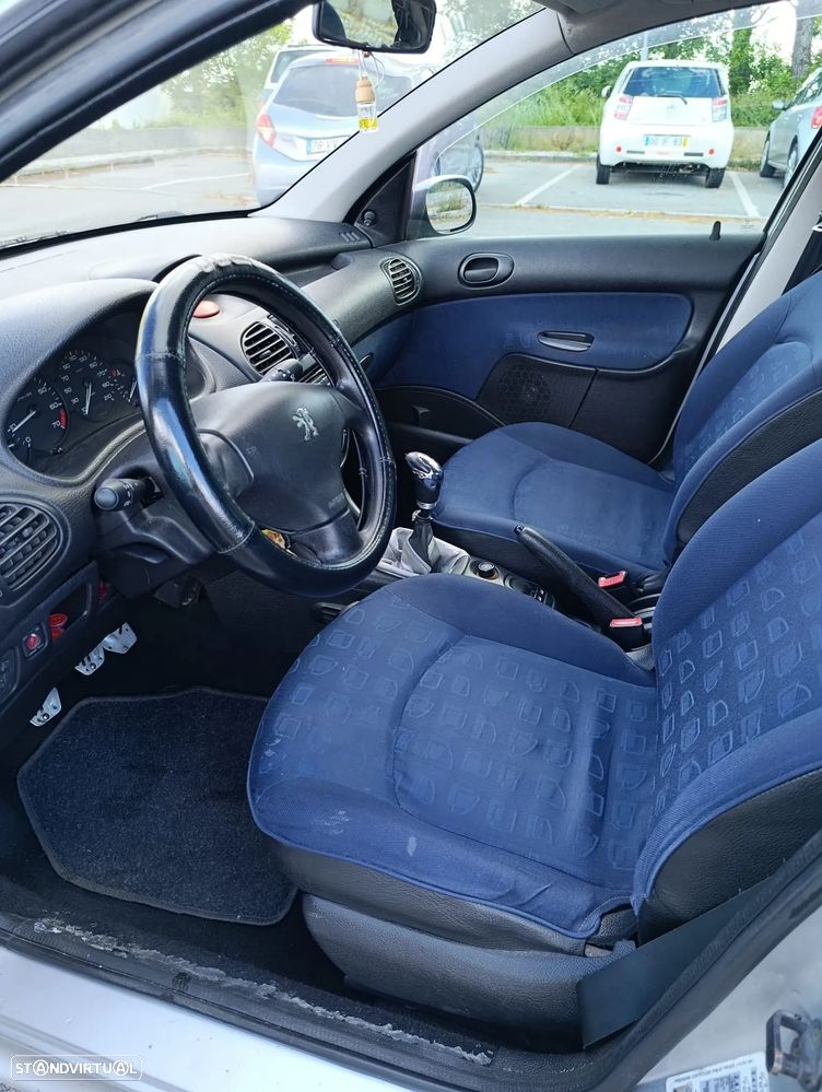 Peugeot 206 - 6