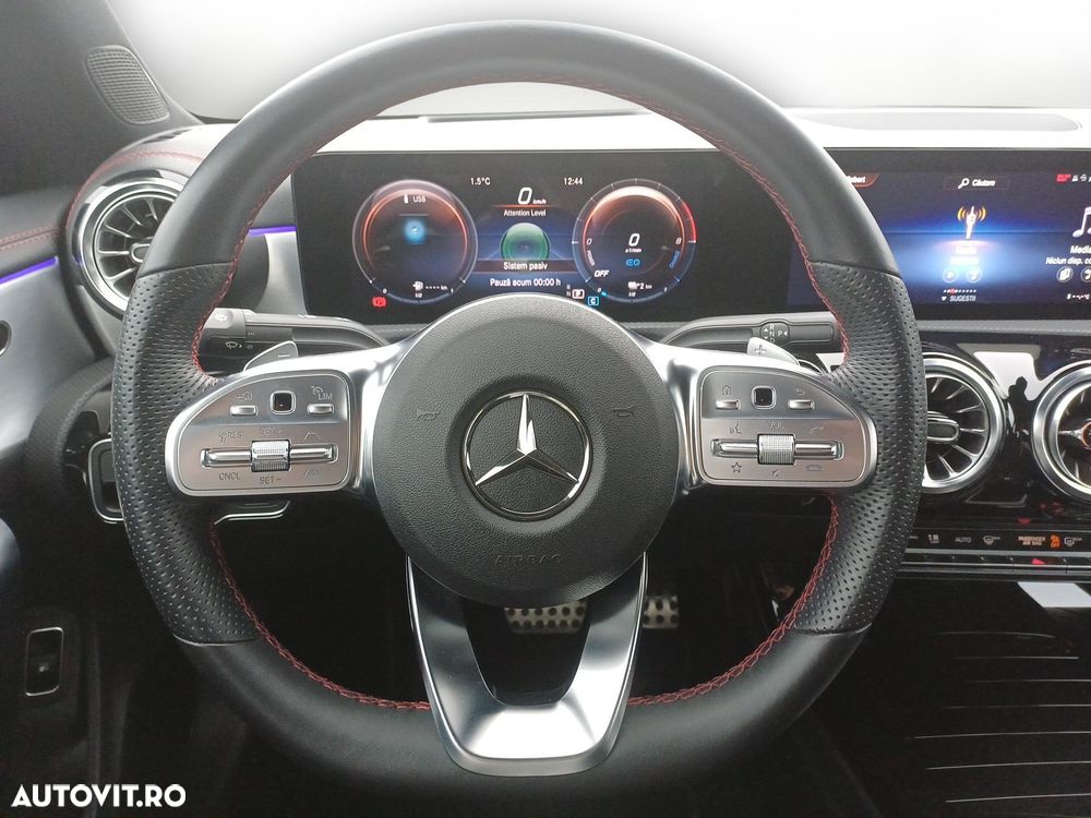 Mercedes-Benz CLA 250 e Coupe - 12