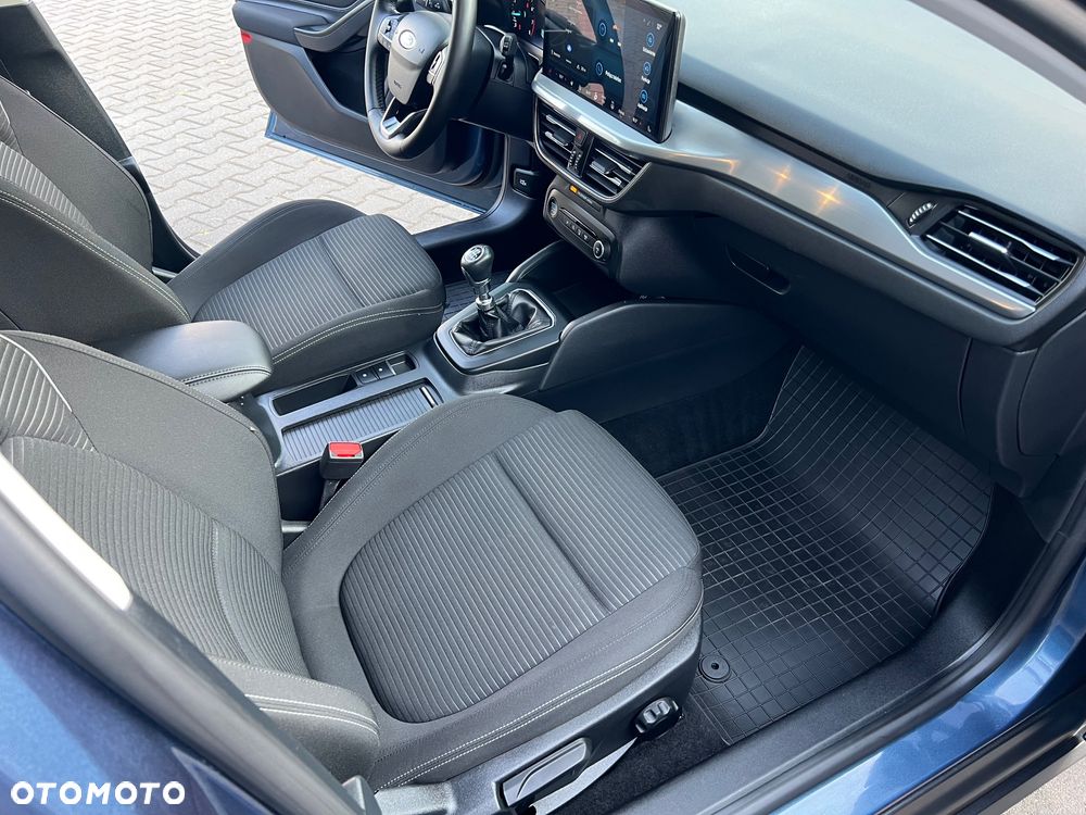 Ford Focus 1.0 EcoBoost Titanium - 17