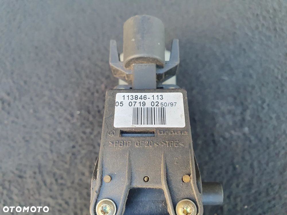 AUDI A4 B5 SILNICZEK PODNOSZENIA SZYBY PRAWY PRZÓD 8D0959802D 113846-113 BROSE POSIADAM 3SZT - 4