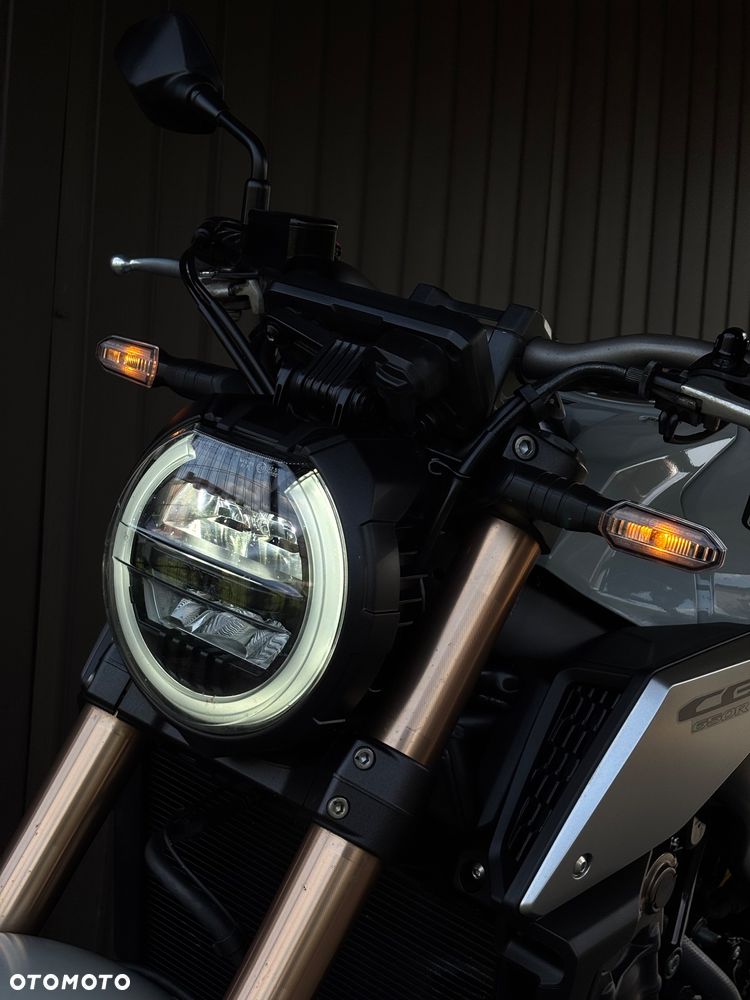Honda CB - 34