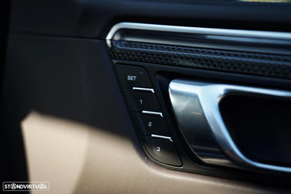 Porsche Macan Turbo Performance Package - 25