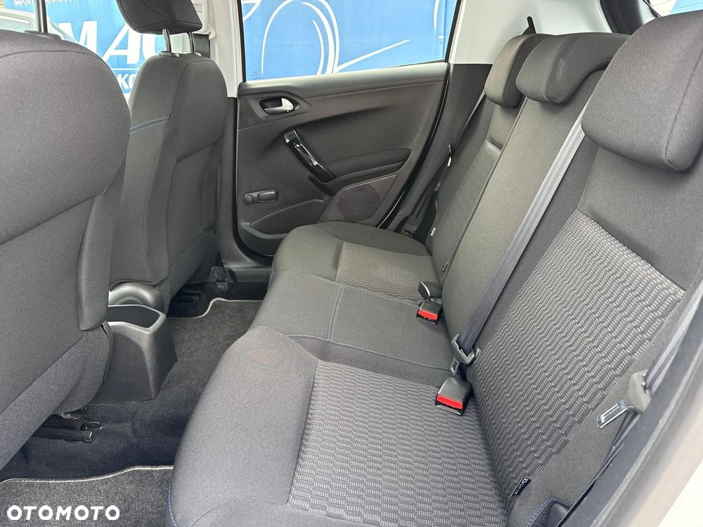 Peugeot 208 PureTech 82 Start & Stop Style - 12