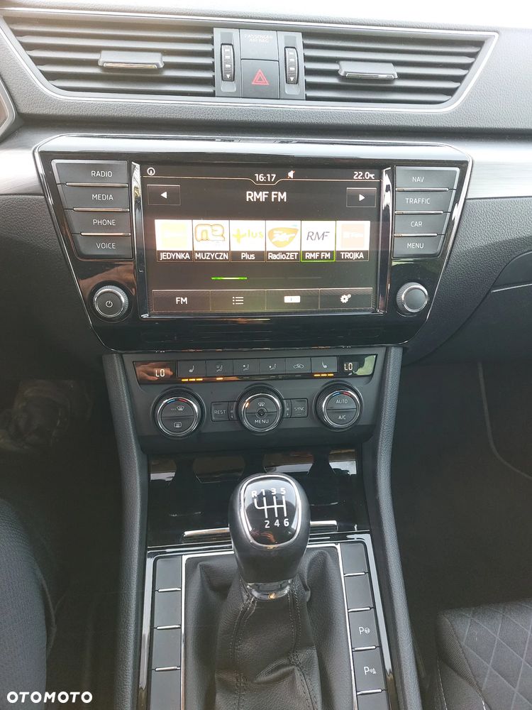 Skoda Superb 1.6 TDI Style - 11